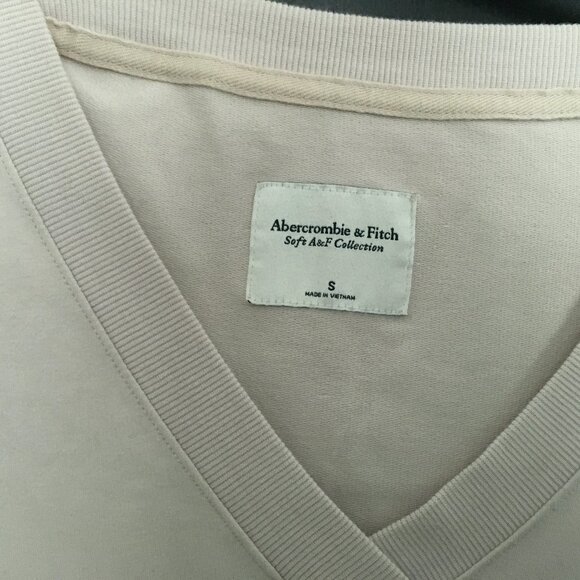 Abercrombie and Fitch Pullover Vest Small - Picture 3 of 3
